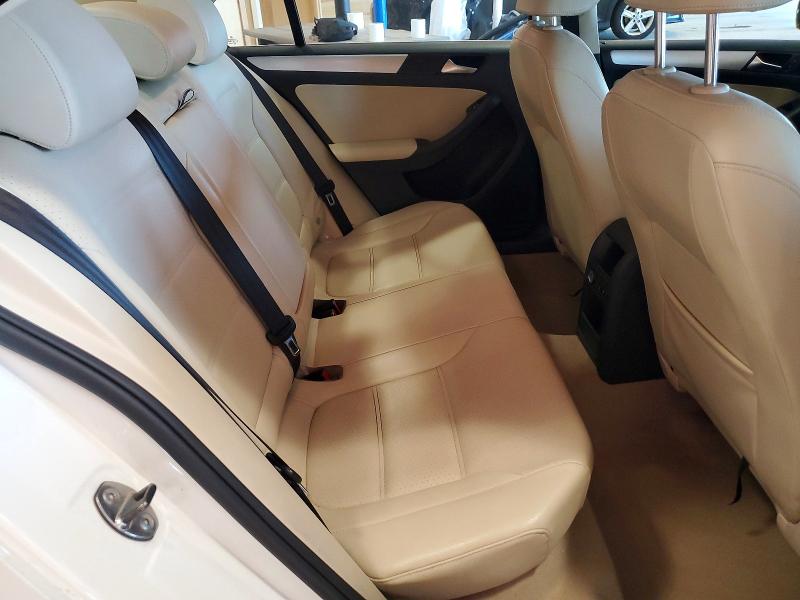 56938166 :رقم المزاد ، 3VWDP7AJ6DM393872 vin ، 2013 Volkswagen Jetta مزاد بيع