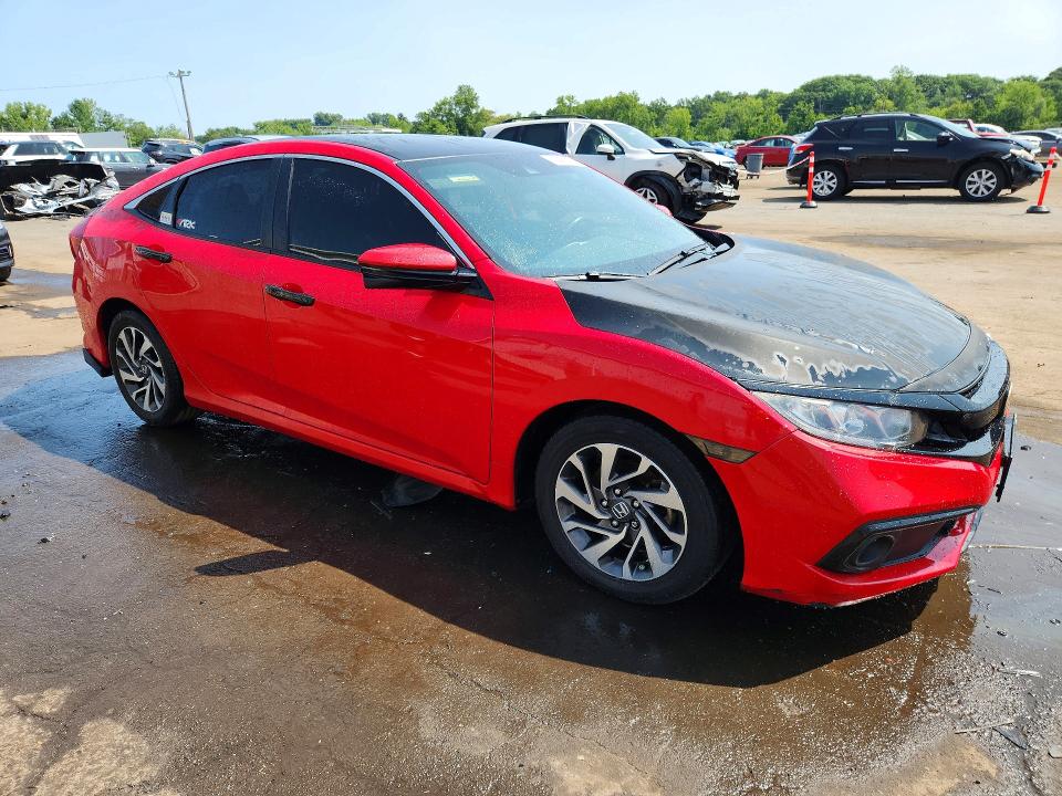 62441686 :رقم المزاد ، 2HGFC2F83KH593444 vin ، 2019 Honda Civic مزاد بيع