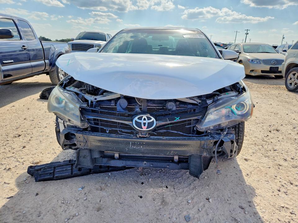 Продажа на аукционе авто 2015 Toyota Camry, vin: 4T1BF1FK1FU955618, номер лота: 62990316
