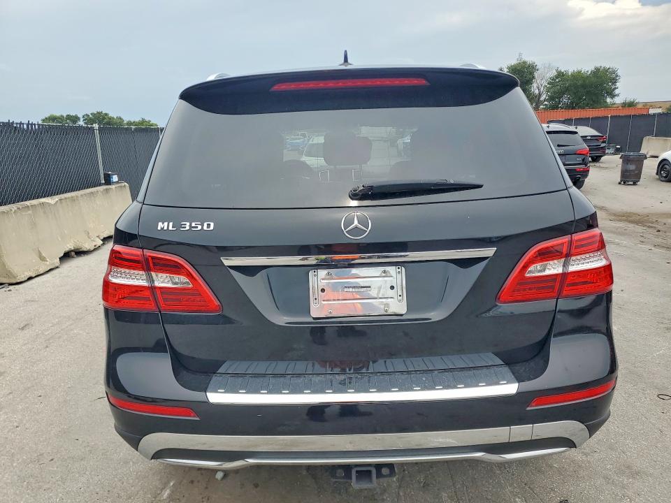 2015 Mercedes-benz Ml მანქანა იყიდება აუქციონზე, vin: 4JGDA5JBXFA506560, აუქციონის ნომერი: 62005046