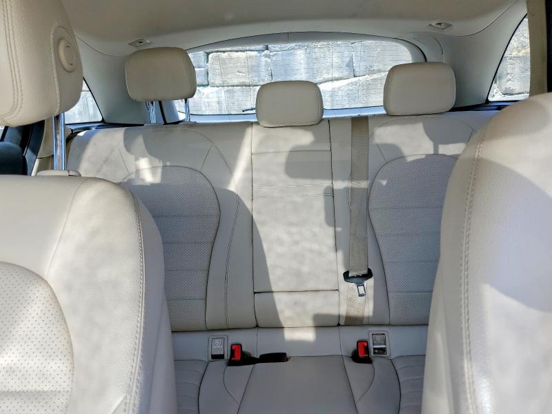 60207696 :رقم المزاد ، WDC0G4KB4HV002490 vin ، 2017 Mercedes-benz Glc مزاد بيع