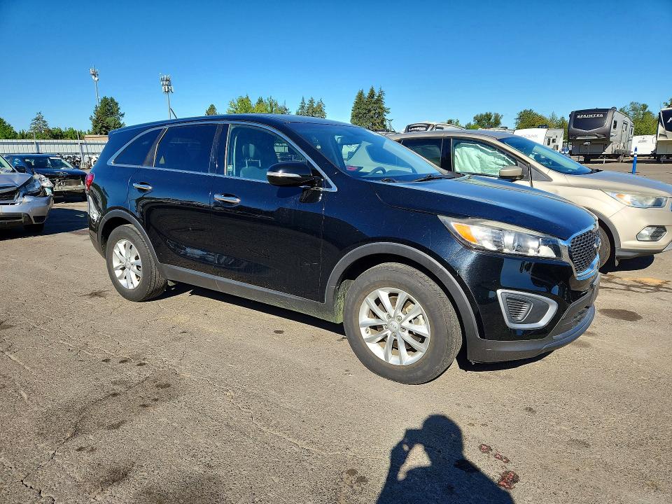 2016 Kia Sorento მანქანა იყიდება აუქციონზე, vin: 5XYPG4A35GG139216, აუქციონის ნომერი: 62692926