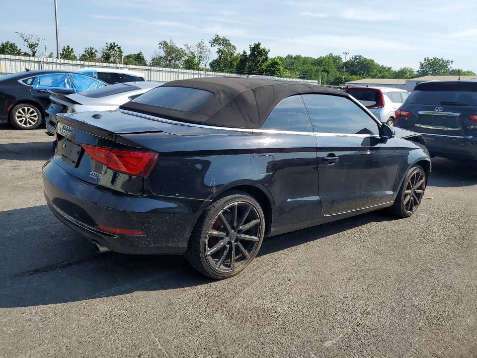61174046 :رقم المزاد ، WAU3FLFF1F1088260 vin ، 2015 Audi A3 مزاد بيع