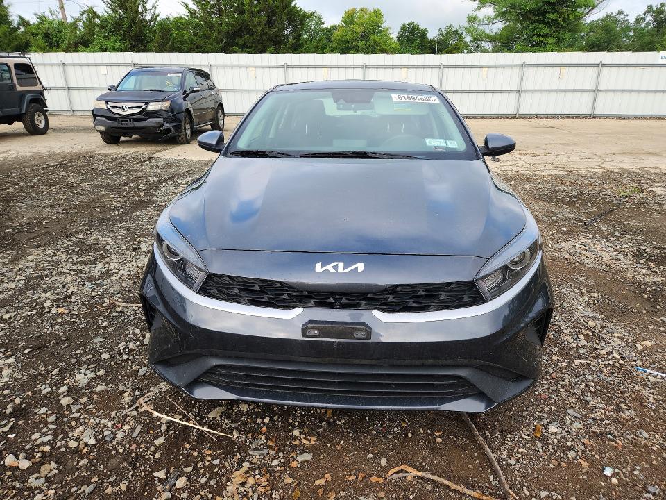 61694636 :رقم المزاد ، 3KPF24ADXPE662716 vin ، 2023 Kia Forte مزاد بيع