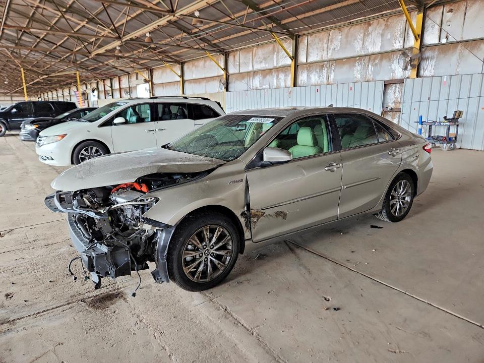 60828506 :رقم المزاد ، 4T1BD1FK9FU147541 vin ، 2015 Toyota Camry Hybrid مزاد بيع