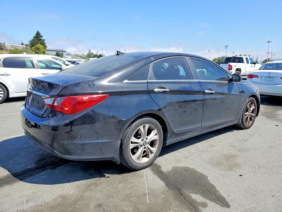 60518076 :رقم المزاد ، 5NPEC4AC0DH669245 vin ، 2013 Hyundai Sonata مزاد بيع