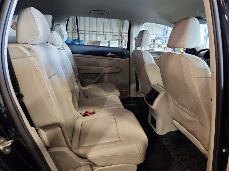 61737746 :رقم المزاد ، 1V2CR2CA3JC580717 vin ، 2018 Volkswagen Atlas مزاد بيع