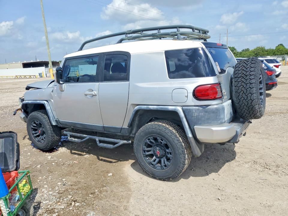 62778836 :رقم المزاد ، JTEBU11F370050077 vin ، 2007 Toyota Fj Cruiser مزاد بيع
