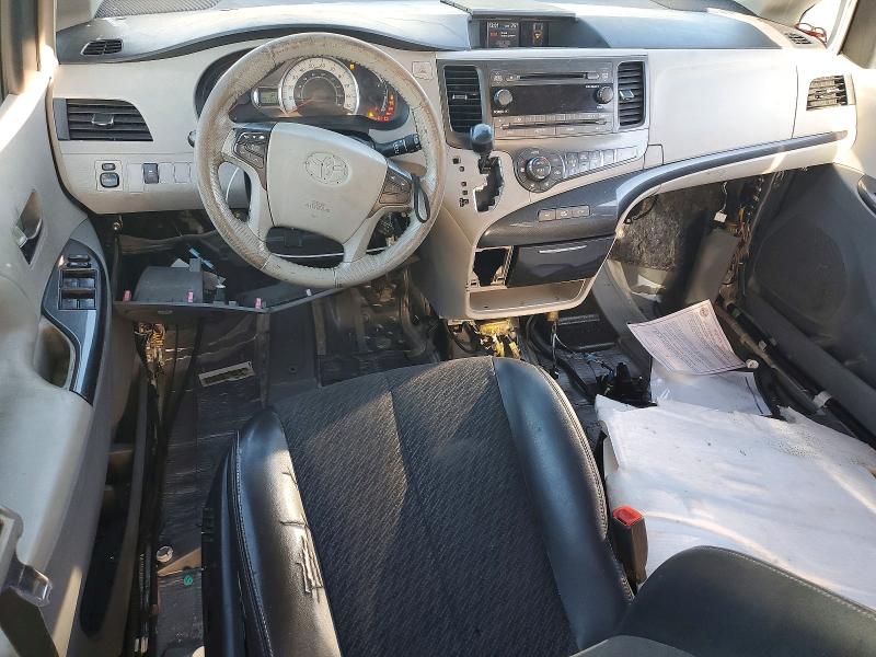 60819506 :رقم المزاد ، 5TDXK3DC3DS289618 vin ، 2013 Toyota Sienna مزاد بيع