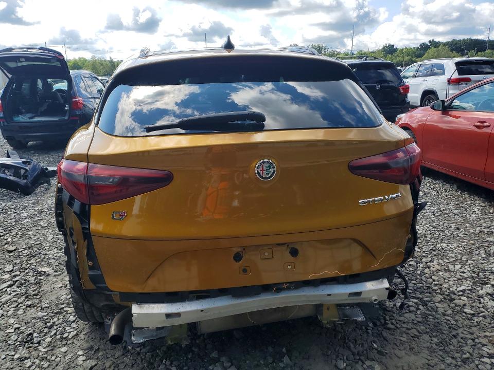 62447606 :رقم المزاد ، ZASPAKBN0N7D33837 vin ، 2022 Alfa Romeo Stelvio مزاد بيع