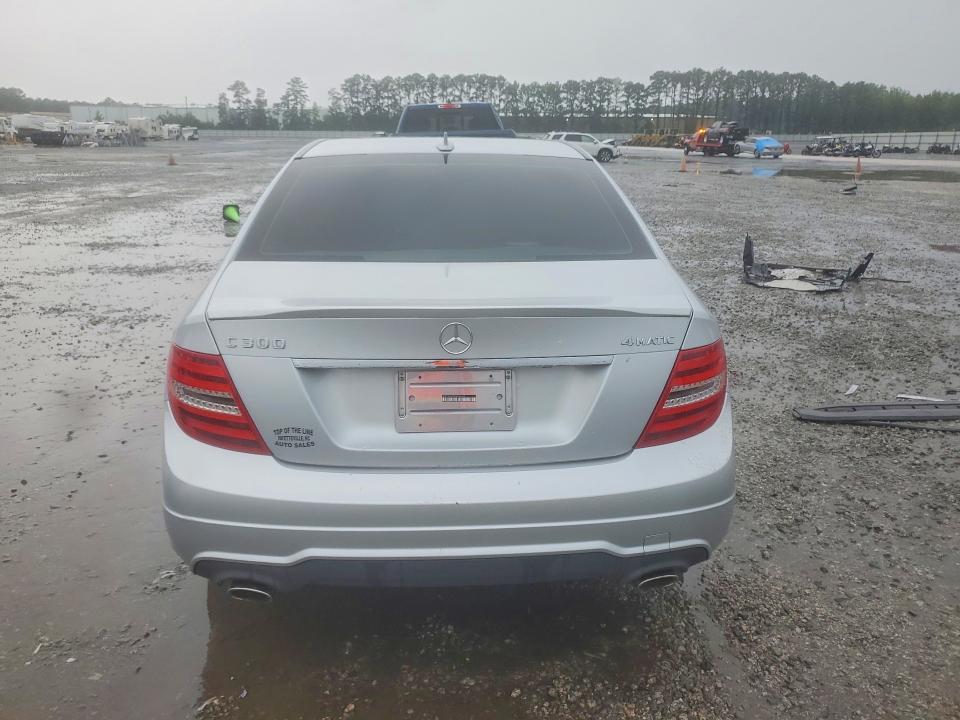 61818216 :رقم المزاد ، WDDGF8AB2DR256563 vin ، 2013 Mercedes-benz C مزاد بيع