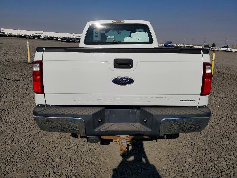 62620796 :رقم المزاد ، 1FT7X2B67GEB05834 vin ، 2016 Ford F250 مزاد بيع