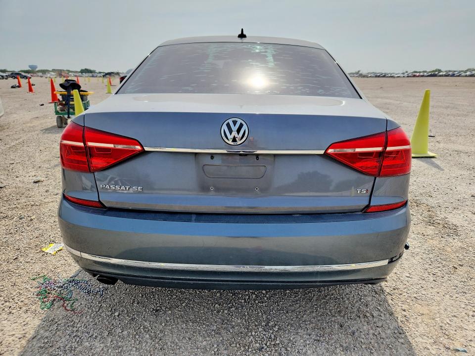 2016 Volkswagen Passat მანქანა იყიდება აუქციონზე, vin: 1VWBS7A36GC061590, აუქციონის ნომერი: 61817336