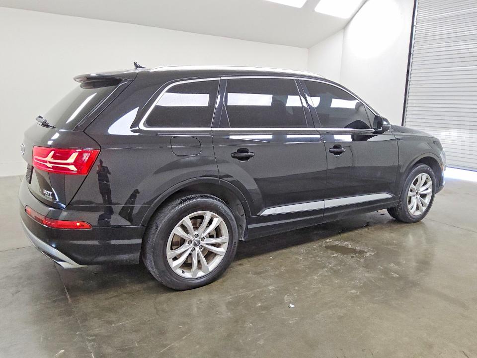 2017 Audi Q7 მანქანა იყიდება აუქციონზე, vin: WA1LAAF78HD043150, აუქციონის ნომერი: 57893096