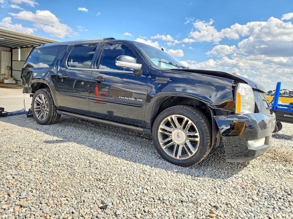 61444976 :رقم المزاد ، 1GYS4JEF4ER151033 vin ، 2014 Cadillac Escalade مزاد بيع