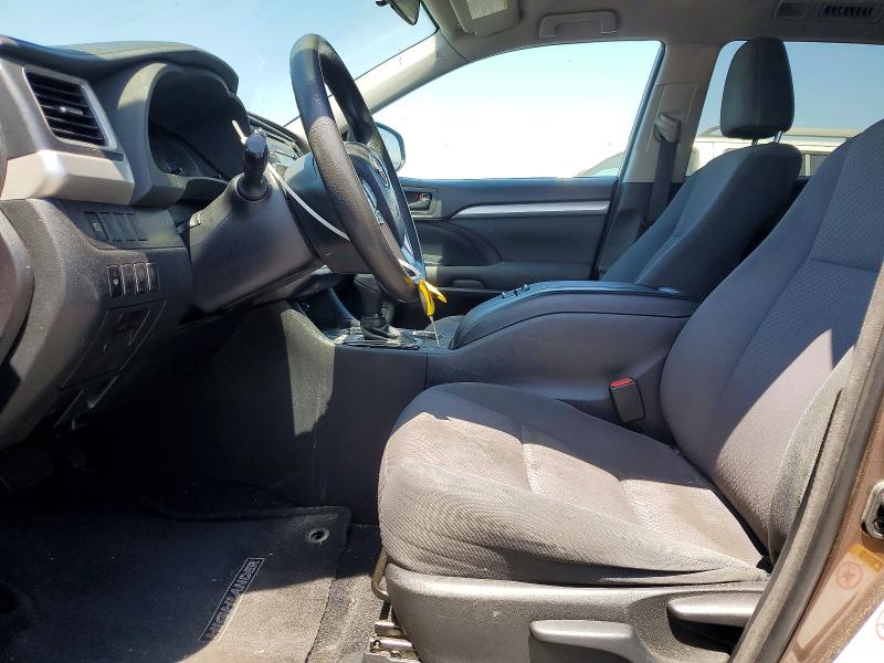 62872716 :رقم المزاد ، 5TDZARFH3JS037290 vin ، 2018 Toyota Highlander مزاد بيع