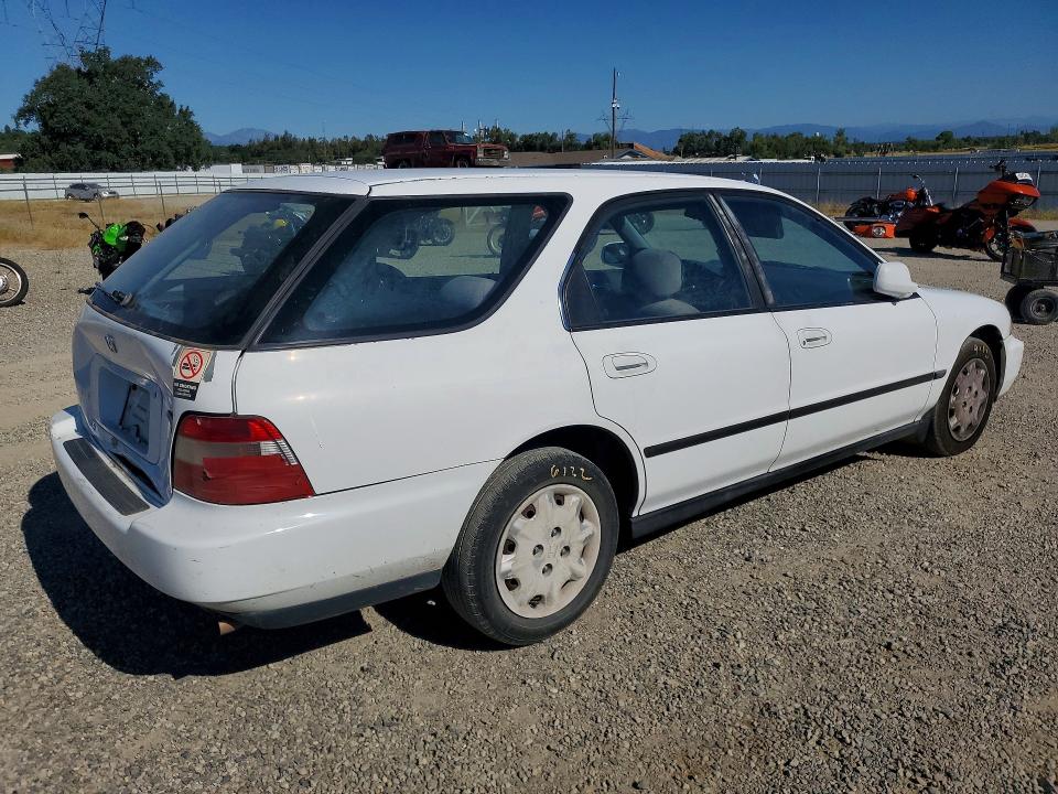 Продажа на аукционе авто 1997 Honda Accord, vin: 1HGCE1826VA006950, номер лота: 61432566