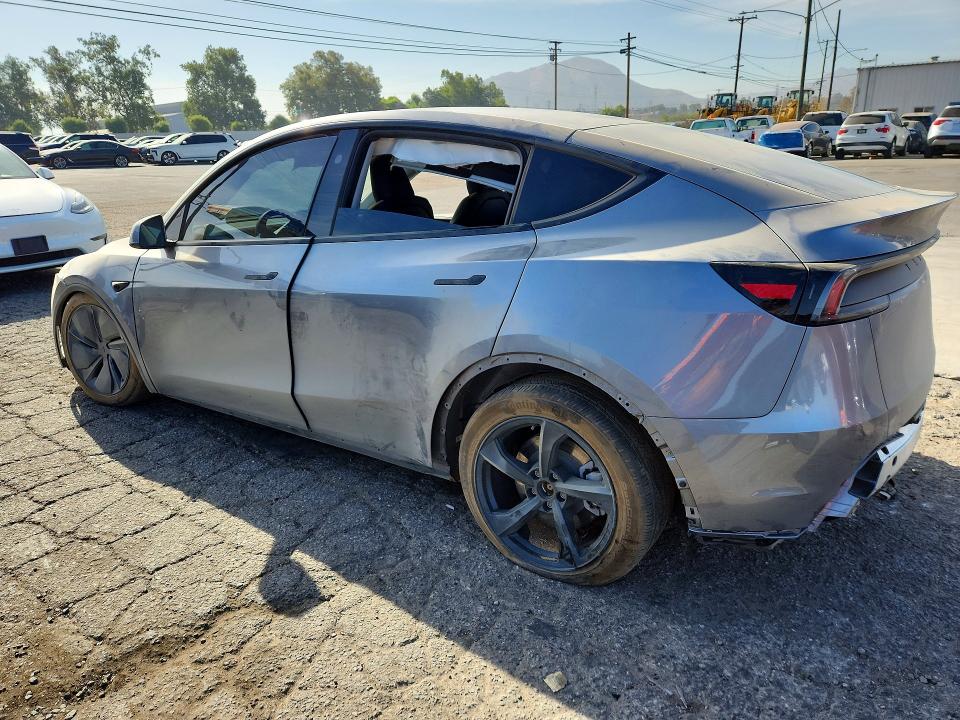 Продажа на аукционе авто 2026 Tesla Model Y, vin: 7SAYGDEE8TF368655, номер лота: 62998206