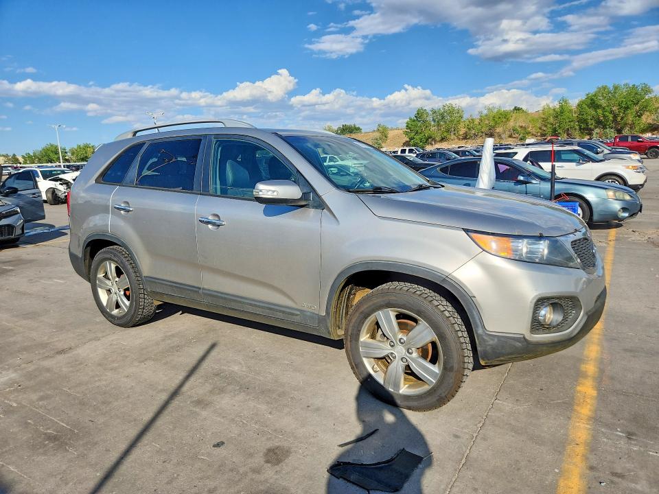Продаж на аукціоні авто 2013 Kia Sorento, vin: 5XYKUDA2XDG336985, номер лоту: 61810586
