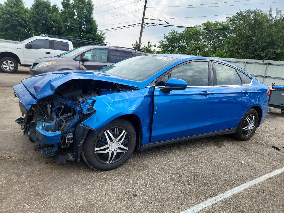 Продажа на аукционе авто 2020 Ford Fusion, vin: 3FA6P0G73LR135332, номер лота: 61767926