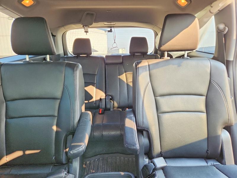 63507136 :رقم المزاد ، 5FNYF6H90JB502341 vin ، 2018 Honda Pilot مزاد بيع