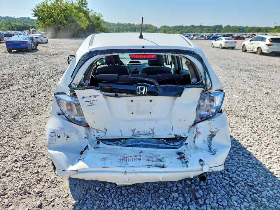 Продаж на аукціоні авто 2013 Honda Fit, vin: JHMGE8H36DC061630, номер лоту: 61914506
