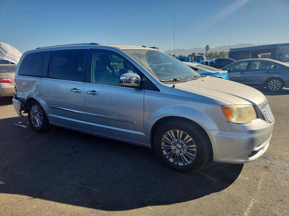 2011 Chrysler Town & Country მანქანა იყიდება აუქციონზე, vin: 2A4RR6DG7BR797907, აუქციონის ნომერი: 59721356