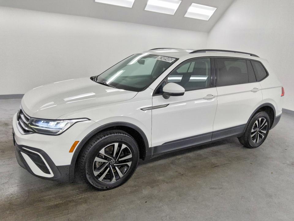 2022 Volkswagen Tiguan მანქანა იყიდება აუქციონზე, vin: 3VV1B7AX7NM083077, აუქციონის ნომერი: 62489486