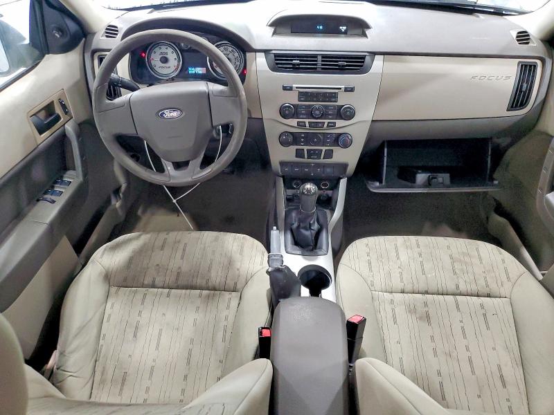 63349106 :رقم المزاد ، 1FAHP3FN5AW285091 vin ، 2010 Ford Focus مزاد بيع