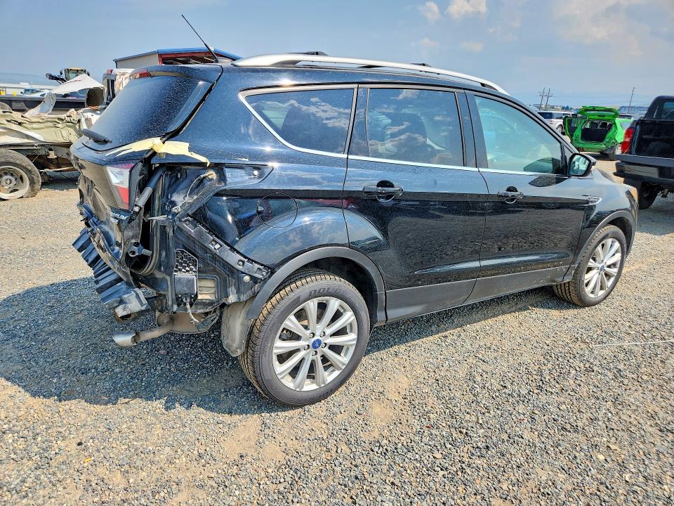 61922376 :رقم المزاد ، 1FMCU9J99HUC96266 vin ، 2017 Ford Escape مزاد بيع