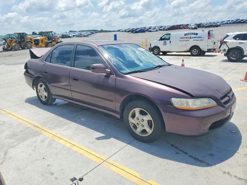 60964496 :رقم المزاد ، 1HGCG565XXA122833 vin ، 1999 Honda Accord مزاد بيع