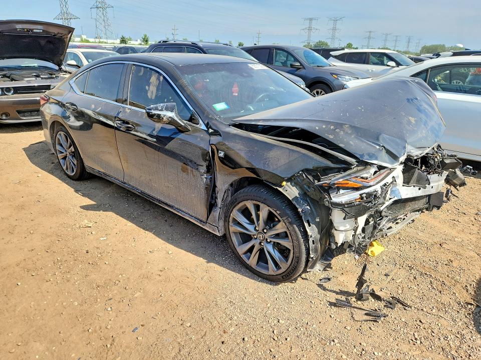 59371306 :رقم المزاد ، 58ABZ1B10KU030738 vin ، 2019 Lexus Es مزاد بيع
