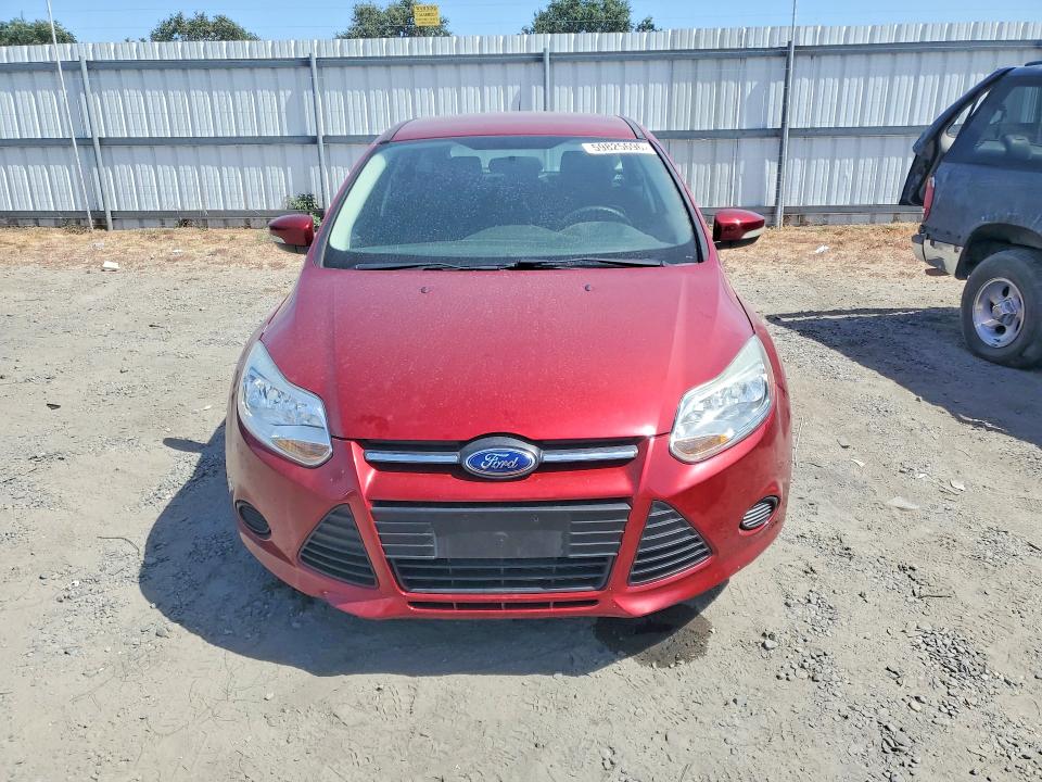 59825696 :رقم المزاد ، 1FADP3K23EL442733 vin ، 2014 Ford Focus مزاد بيع
