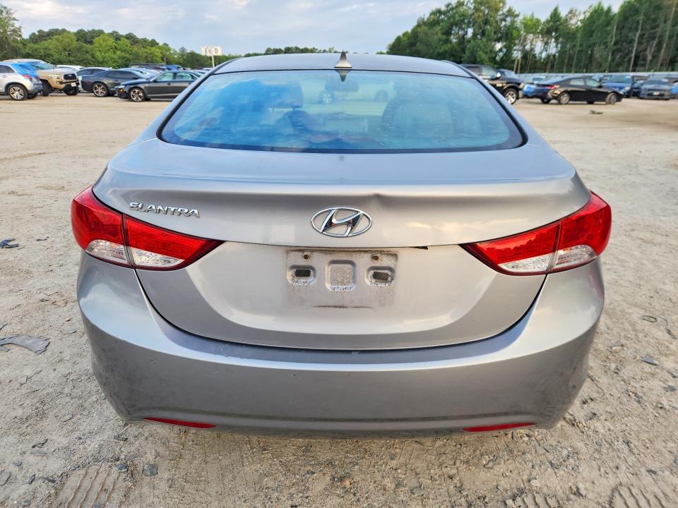 2013 Hyundai Elantra მანქანა იყიდება აუქციონზე, vin: KMHDH4AE3DU909114, აუქციონის ნომერი: 61613706