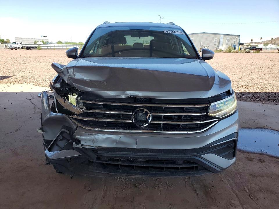 61622156 :رقم المزاد ، 3VV1B7AX0NM058019 vin ، 2022 Volkswagen Tiguan مزاد بيع