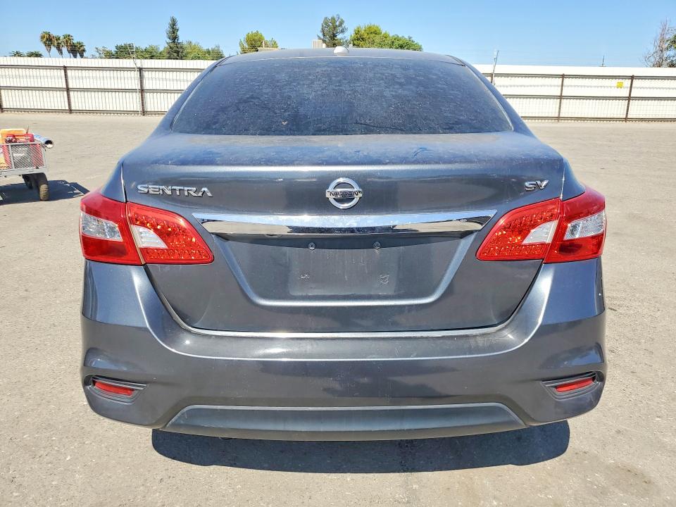 Продаж на аукціоні авто 2018 Nissan Sentra, vin: 3N1AB7AP5JL626332, номер лоту: 62114246