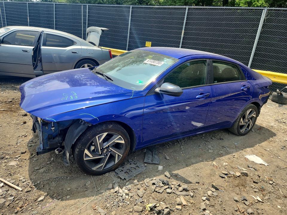 61490786 :رقم المزاد ، KMHLM4DG5SU876635 vin ، 2025 Hyundai Elantra مزاد بيع
