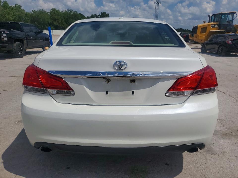 60630576 :رقم المزاد ، 4T1BK3DB7BU428705 vin ، 2011 Toyota Avalon مزاد بيع