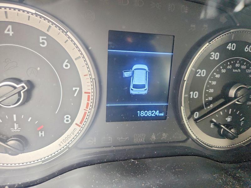 Продажа на аукционе авто 2021 Hyundai Venue, vin: KMHRB8A34MU115252, номер лота: 61475616