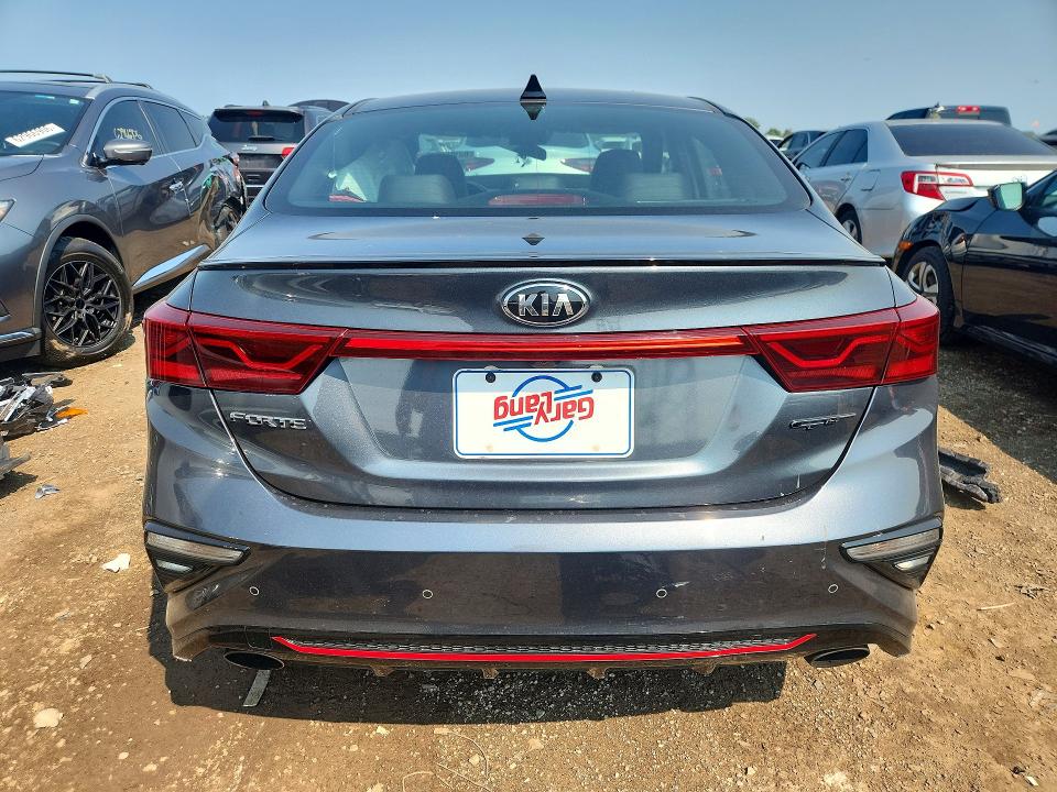 2021 Kia Forte მანქანა იყიდება აუქციონზე, vin: 3KPF44AC2ME394645, აუქციონის ნომერი: 62902036