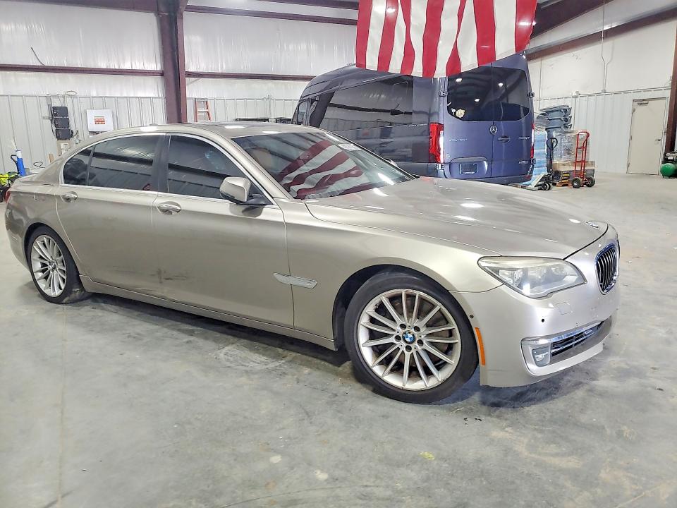 59820016 :رقم المزاد ، WBAYE8C53FD780939 vin ، 2015 Bmw 7 Series مزاد بيع