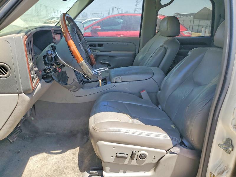 2005 Cadillac Escalade მანქანა იყიდება აუქციონზე, vin: 1GYEC63T75R194366, აუქციონის ნომერი: 60000166
