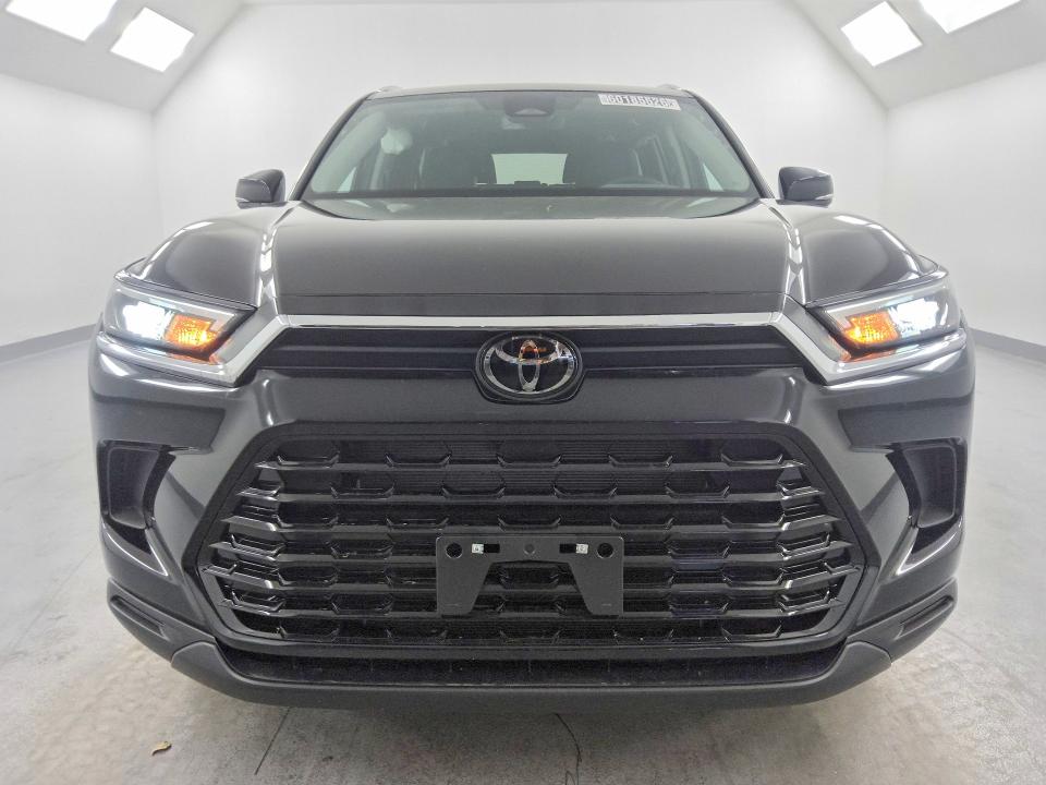 60185526 :رقم المزاد ، 5TDAAAA57TS040871 vin ، 2026 Toyota Grand Highlander مزاد بيع