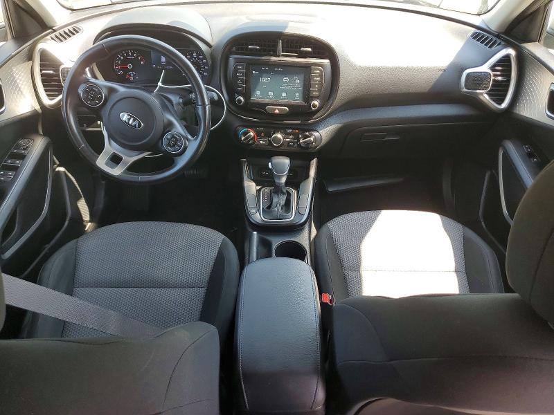 60620946 :رقم المزاد ، KNDJ23AUXM7138448 vin ، 2021 Kia Soul مزاد بيع