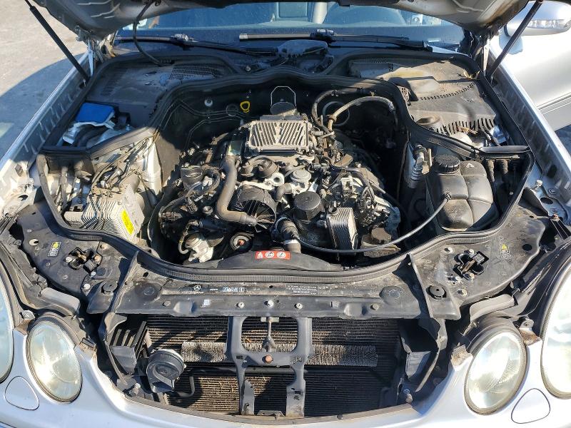 61199696 :رقم المزاد ، WDBUF56J96A948668 vin ، 2006 Mercedes-benz E مزاد بيع