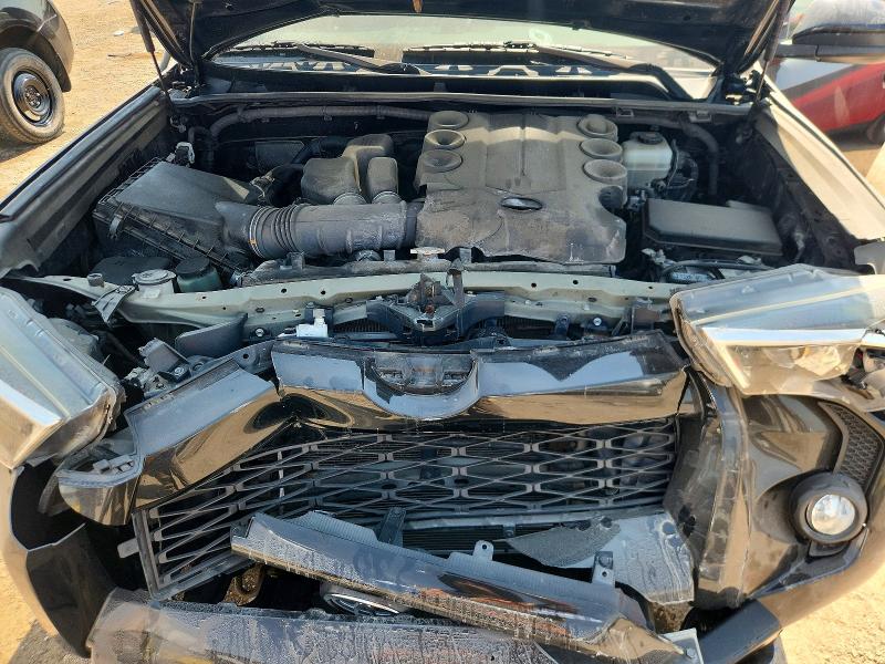 Auction sale of the 2019 Toyota 4runner, vin: JTEBU5JR4K5696631, lot number: 61247136