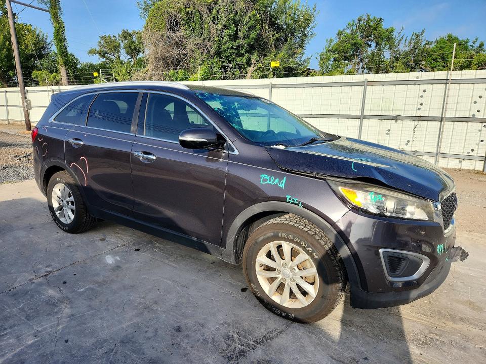 2016 Kia Sorento მანქანა იყიდება აუქციონზე, vin: 5XYPG4A3XGG075867, აუქციონის ნომერი: 62082266