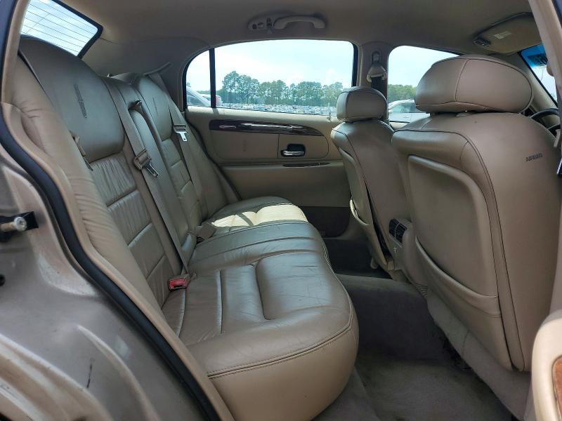 Aukcja sprzedaży 2001 Lincoln Town Car, vin: 1LNHM81W31Y632823, numer aukcji: 61882896