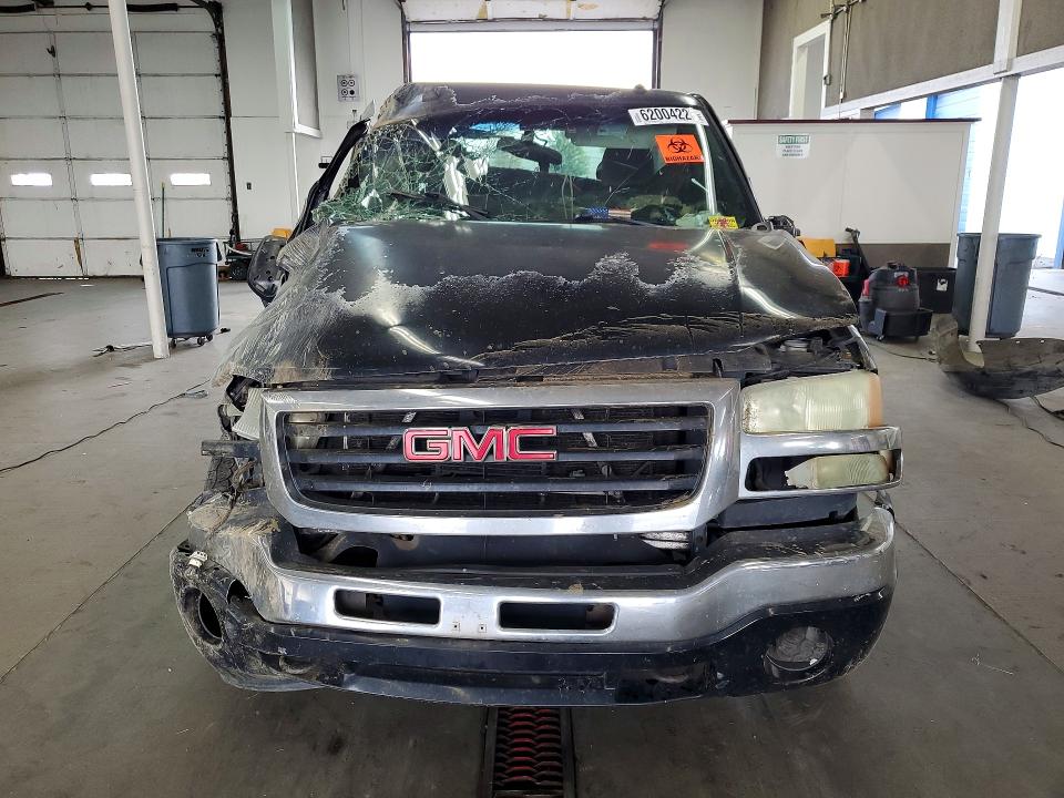 62004226 :رقم المزاد ، 2GTEK19T441266425 vin ، 2004 Gmc New Sierra مزاد بيع