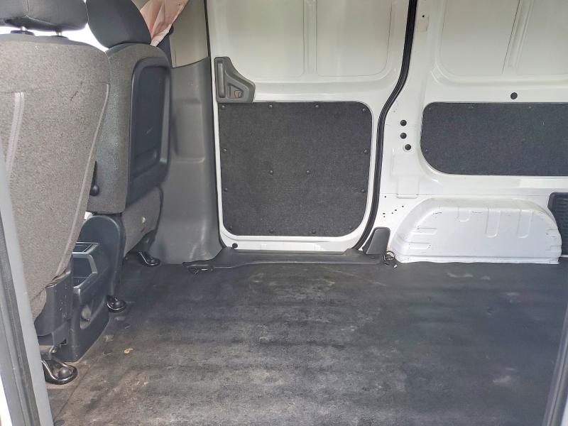 62074256 :رقم المزاد ، 3N6CM0KN6FK701781 vin ، 2015 Nissan Nv200 مزاد بيع